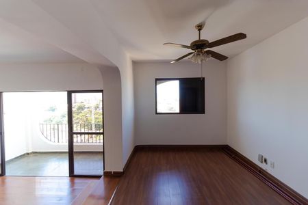 Apartamento à venda com 230m², 3 quartos e 2 vagasSalas