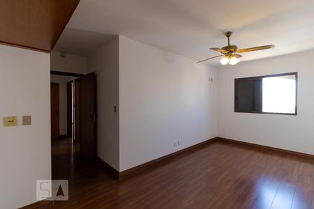 Apartamento à venda com 230m², 3 quartos e 2 vagasSuíte 02