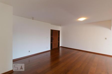 Apartamento à venda com 230m², 3 quartos e 2 vagasSalas