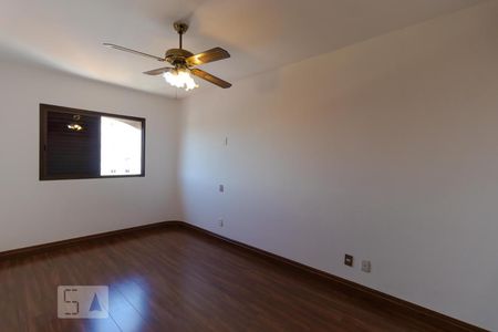 Apartamento à venda com 230m², 3 quartos e 2 vagasSuíte 02