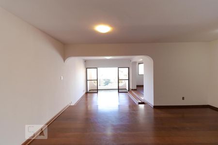 Apartamento à venda com 230m², 3 quartos e 2 vagasSalas