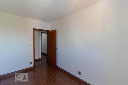 Apartamento à venda com 230m², 3 quartos e 2 vagasQuarto