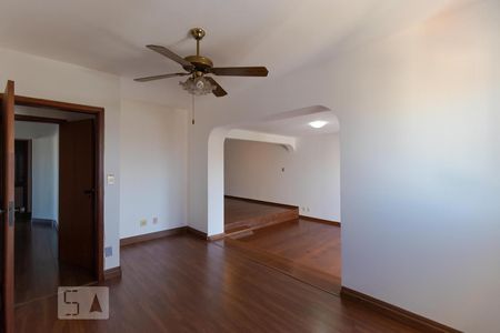 Apartamento à venda com 230m², 3 quartos e 2 vagasSalas
