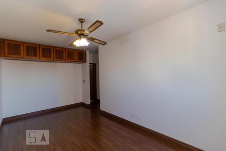 Apartamento à venda com 230m², 3 quartos e 2 vagasSuíte 02