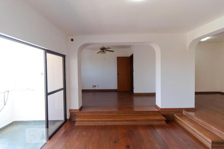 Apartamento à venda com 230m², 3 quartos e 2 vagasSalas