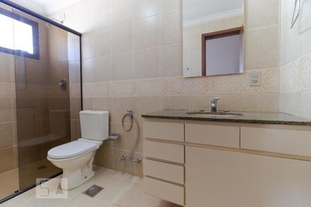 Apartamento à venda com 230m², 3 quartos e 2 vagasBanheiro da Suíte 02