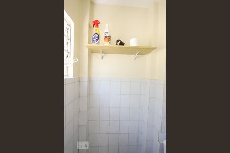 Apartamento para alugar com 90m², 2 quartos e sem vagaBanheiro