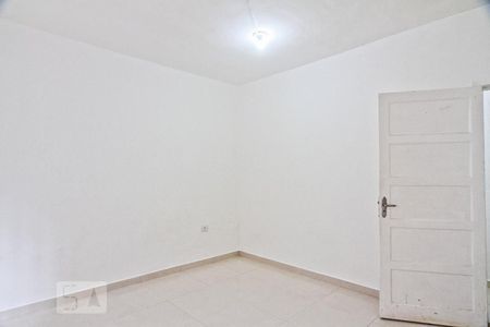 Quarto de casa para alugar com 2 quartos, 200m² em Vila Baruel, São Paulo