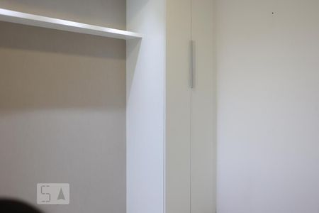 Quarto 1  de apartamento para alugar com 2 quartos, 55m² em Barra da Tijuca, Rio de Janeiro