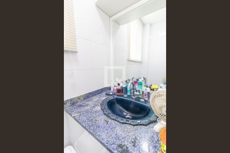 Casa à venda com 368m², 4 quartos e 2 vagasBanheiro da Suíte 1