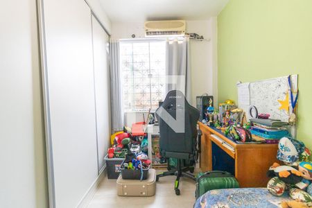 Casa à venda com 368m², 4 quartos e 2 vagasQuarto 3