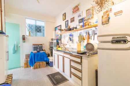 Casa à venda com 368m², 4 quartos e 2 vagasCozinha 1