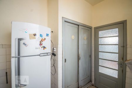Casa de condomínio à venda com 127m², 4 quartos e 5 vagas Casa de condomínio à venda com 127m², 4 quartos e 5 vagasCozinha
