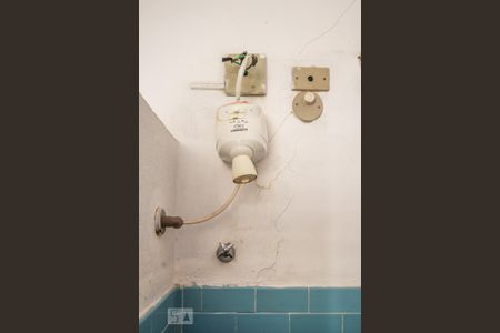 Casa de condomínio à venda com 127m², 4 quartos e 5 vagas Casa de condomínio à venda com 127m², 4 quartos e 5 vagasBanheiro 1