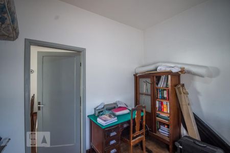 Casa de condomínio à venda com 127m², 4 quartos e 5 vagas Casa de condomínio à venda com 127m², 4 quartos e 5 vagasQuarto 1