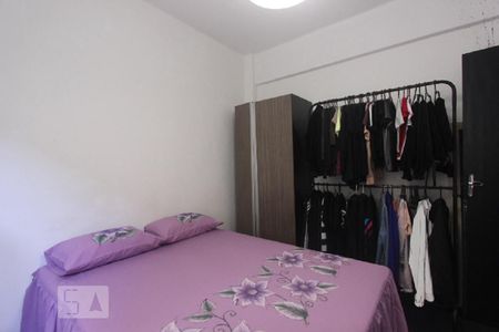 QUARTO de apartamento à venda com 1 quarto, 30m² em Floresta, Porto Alegre
