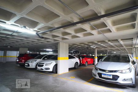 Apartamento para alugar com 67m², 2 quartos e 1 vagaGaragem Coberta