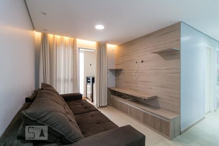 Sala de apartamento para alugar com 3 quartos, 77m² em Jardim Flor da Montanha, Guarulhos