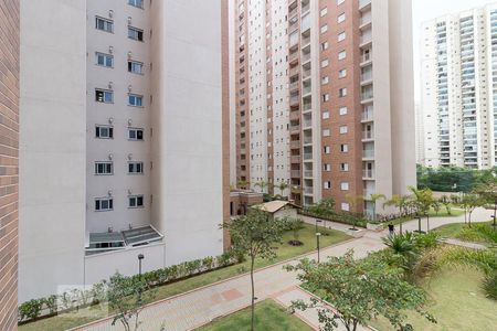 Apartamento para alugar com 77m², 3 quartos e 2 vagasVista varanda quarto 3 suíte
