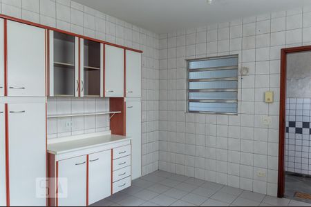 Casa para alugar com 240m², 3 quartos e 2 vagas Casa para alugar com 240m², 3 quartos e 2 vagasCozinha
