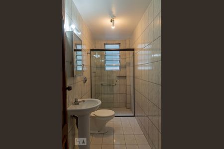 Casa para alugar com 240m², 3 quartos e 2 vagas Casa para alugar com 240m², 3 quartos e 2 vagasBanheiro 2