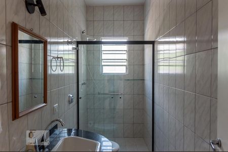 Casa para alugar com 240m², 3 quartos e 2 vagas Casa para alugar com 240m², 3 quartos e 2 vagasBanheiro 1