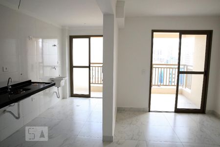  Cozinha e Sala de apartamento para alugar com 2 quartos, 72m² em Aviação, Praia Grande