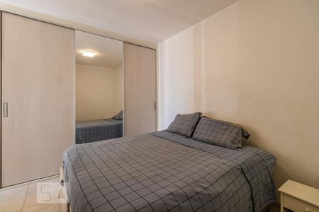 Apartamento à venda com 72m², 2 quartos e 1 vagaSuíte