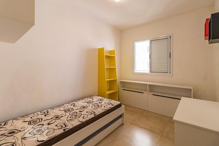 Quarto 1 de apartamento à venda com 2 quartos, 72m² em Jardim Tupanci, Barueri
