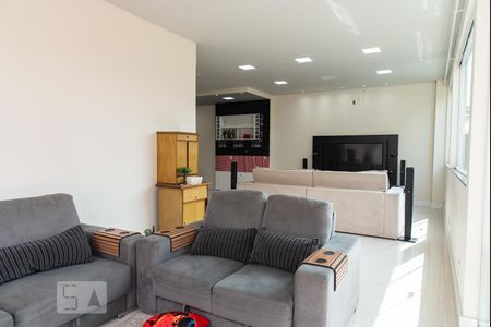 Sala de estar de casa à venda com 5 quartos, 350m² em Jardim da Saúde, São Paulo