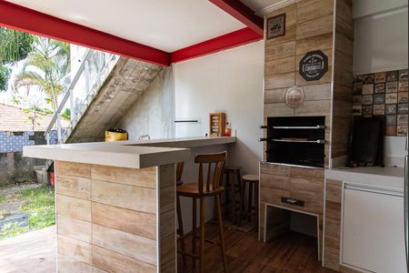 Casa à venda com 350m², 5 quartos e 3 vagasChurrasqueira