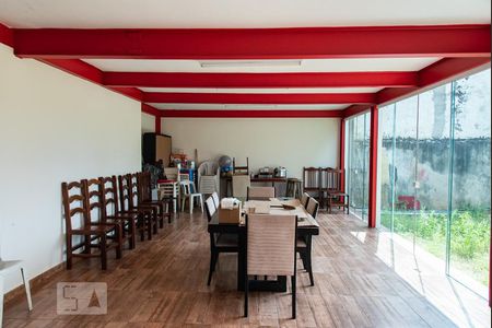 Casa à venda com 350m², 5 quartos e 3 vagasSalão de festas