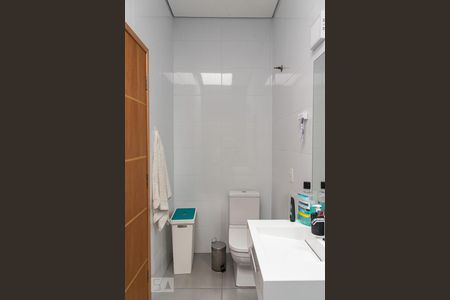 Casa à venda com 350m², 5 quartos e 3 vagasBanheiro da suíte 2