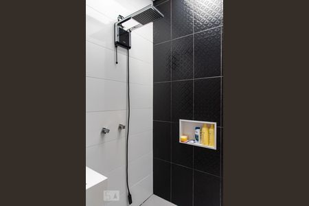 Casa à venda com 350m², 5 quartos e 3 vagasBanheiro da suíte 2