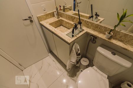 Banheiro de apartamento à venda com 1 quarto, 34m² em Barra Funda, São Paulo