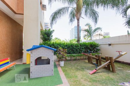 Apartamento para alugar com 75m², 2 quartos e 1 vaga Apartamento para alugar com 75m², 2 quartos e 1 vagaPlayground