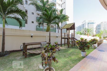 Apartamento para alugar com 75m², 2 quartos e 1 vaga Apartamento para alugar com 75m², 2 quartos e 1 vagaPlayground