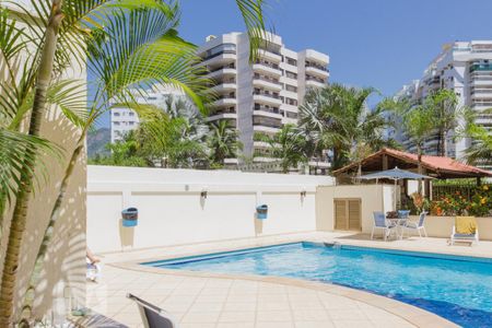 Apartamento para alugar com 75m², 2 quartos e 1 vaga Apartamento para alugar com 75m², 2 quartos e 1 vagaPiscina