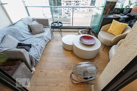 Varanda de apartamento à venda com 1 quarto, 73m² em Cerqueira César, São Paulo