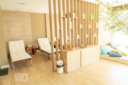 Apartamento à venda com 85m², 2 quartos e 1 vagaÁrea comum 