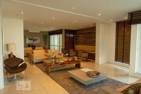 Apartamento à venda com 85m², 2 quartos e 1 vagaÁrea comum - Salão de festas