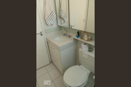 Apartamento à venda com 85m², 2 quartos e 1 vagaBanheiro da Suíte 1