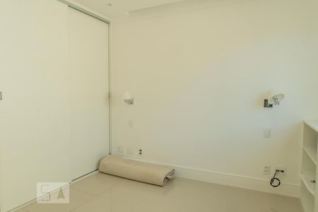 Apartamento à venda com 85m², 2 quartos e 1 vagaSuíte 2