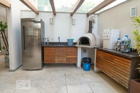 Apartamento à venda com 85m², 2 quartos e 1 vagaÁrea comum - Churrasqueira