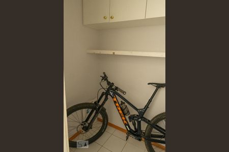 Apartamento à venda com 85m², 2 quartos e 1 vagaQuarto de Serviço