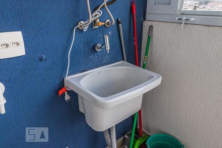 Apartamento à venda com 49m², 1 quarto e 2 vagas Apartamento à venda com 49m², 1 quarto e 2 vagasDetalhe da Varanda/Área de Serviço