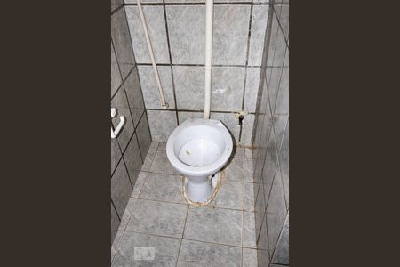 Banheiro de casa para alugar com 1 quarto, 55m² em Campo Grande, Rio de Janeiro