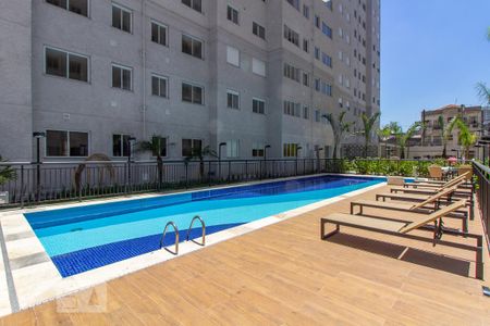 Apartamento para alugar com 38m², 2 quartos e sem vaga Apartamento para alugar com 38m², 2 quartos e sem vagaÁrea comum - Piscina