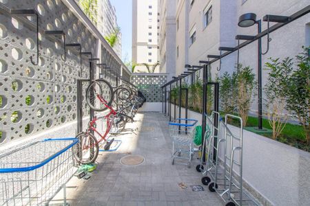 Apartamento para alugar com 38m², 2 quartos e sem vaga Apartamento para alugar com 38m², 2 quartos e sem vagaÁrea comum - Bicicletário