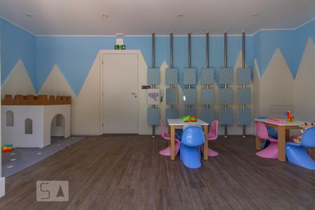 Apartamento para alugar com 38m², 2 quartos e sem vaga Apartamento para alugar com 38m², 2 quartos e sem vagaÁrea comum - Brinquedoteca